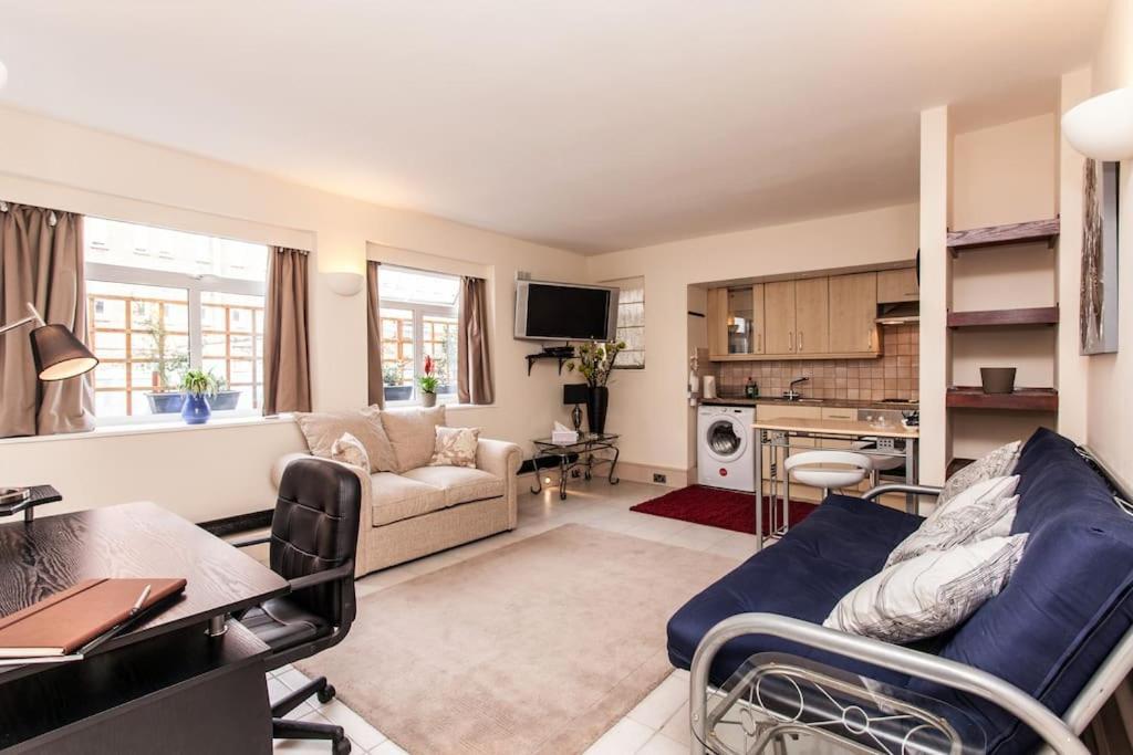 Awesome Apartment In The Heart Of Camden Town London Exterior foto