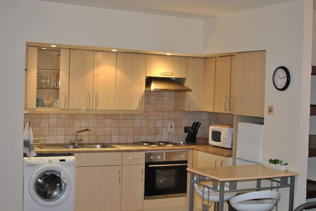Awesome Apartment In The Heart Of Camden Town London Exterior foto